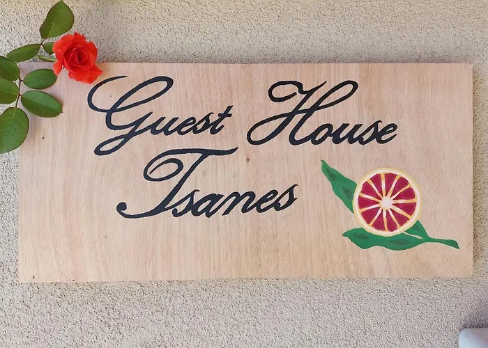 Tsanes Semesterbostad